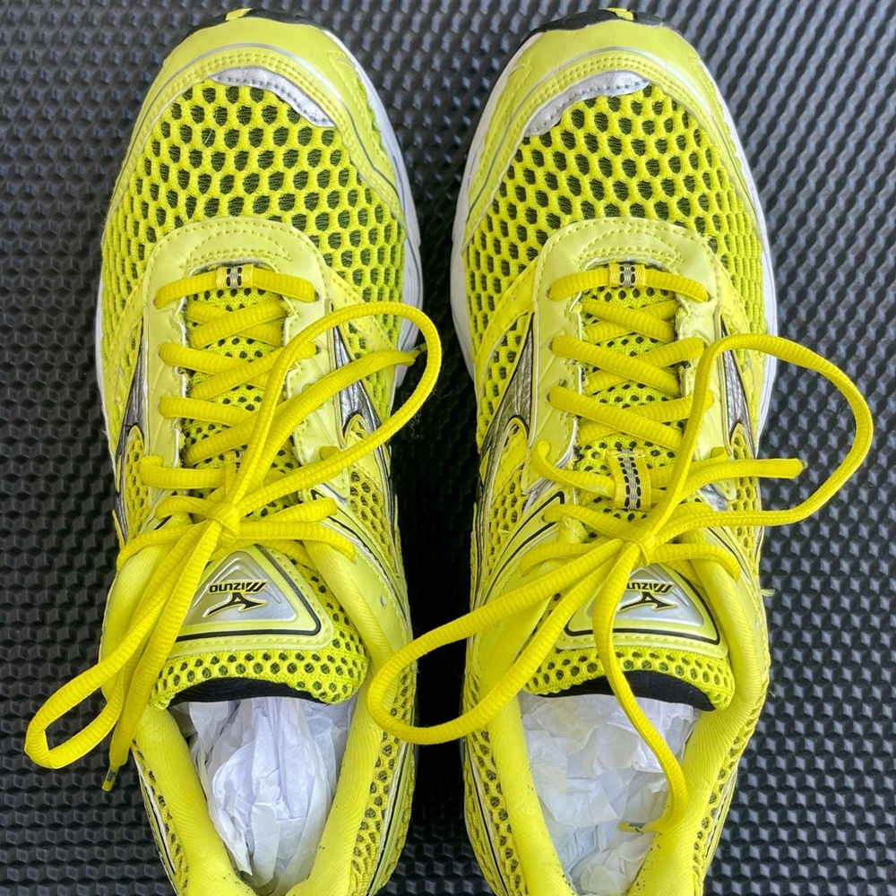 Mizuno Wave Creation 13